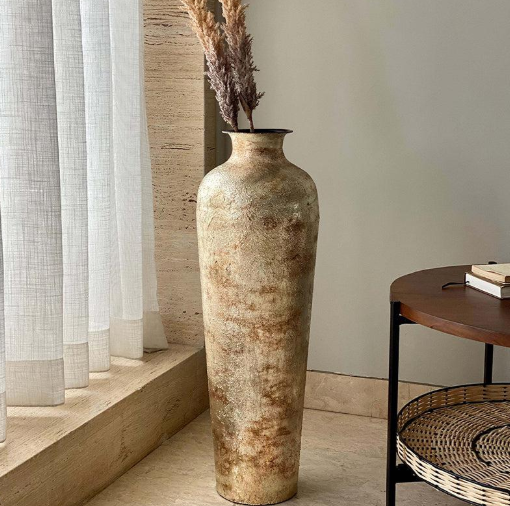 Sequena Iron Vase