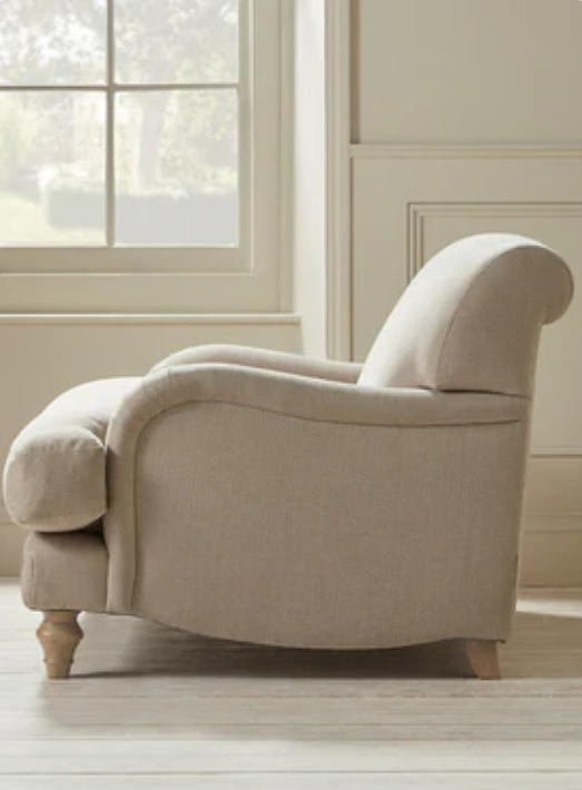 Emiko Loveseat