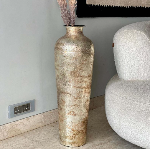 Sequena Iron Vase